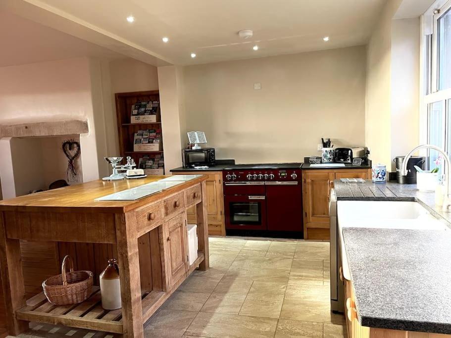 Вилла Luxurious Granny House Bell Busk In Malhamdale Скиптон Экстерьер фото